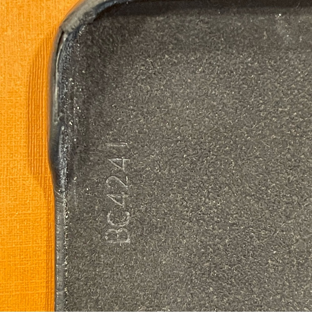 Authentic Louis Vuitton Bumper Pallas iPhone 12 & 13 Pro Max Wallet Case - Picture 10 of 10